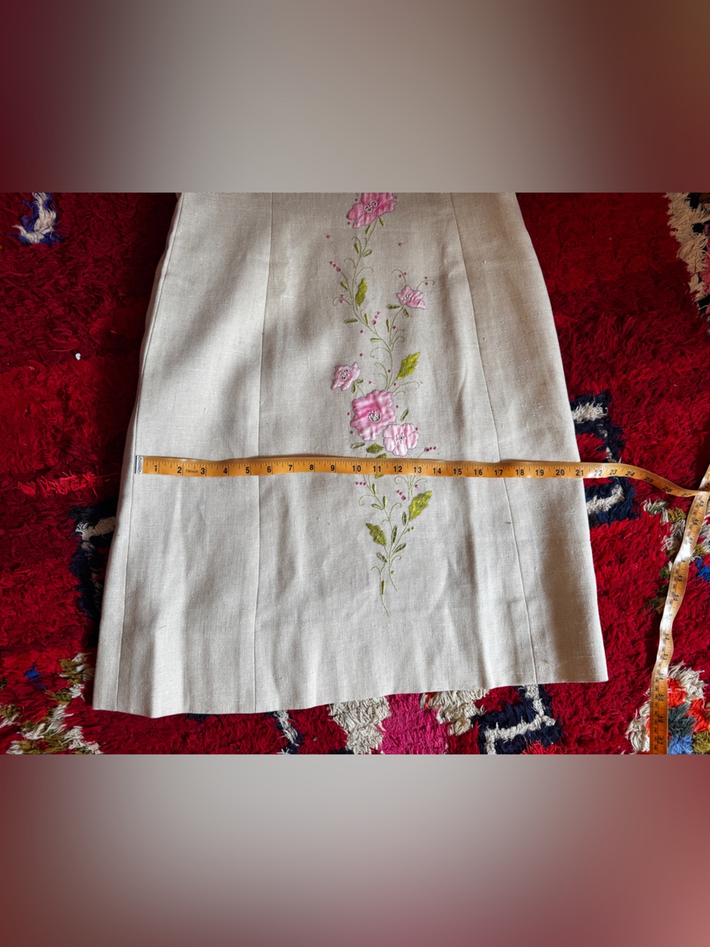 60s Vintage Floral Linen Wiggle Dress - Picture 5 of 8